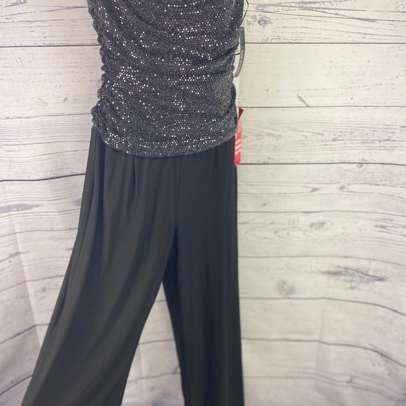 R&M Jumpsuit Silver and black wide legged - Picture 2 of 6